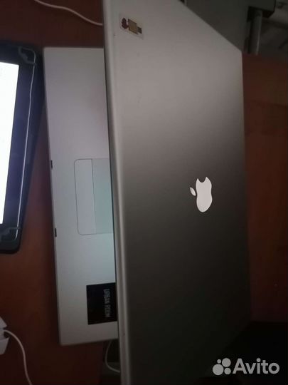 Apple MacBook Pro
