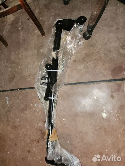 Фаркоп на Лансер 9