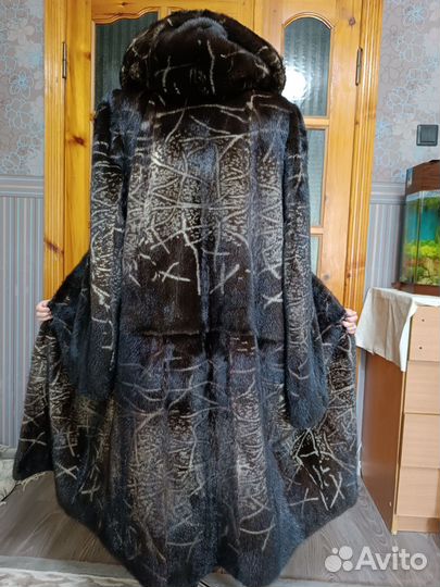 Шуба норковая с капюшоном