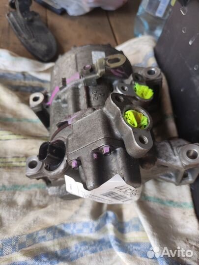 Компрессор кондиционера toyota isis 447220-9396