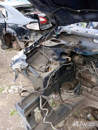 Лонжерон передний Renault Megane 2006