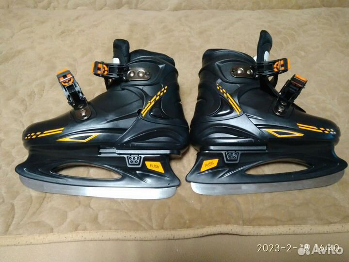 Коньки раздвижные р.33-36. новые