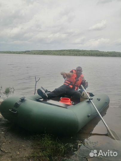 Лодка Делта