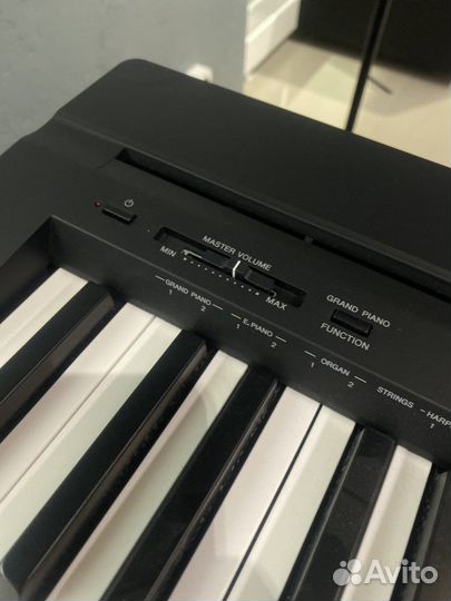 Yamaha P-45B Цифровое пианино