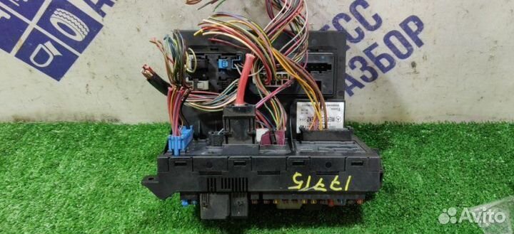 Блок предохранителей Mercedes-Benz W211 седан 2.2