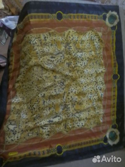 Женские шарфы и платки