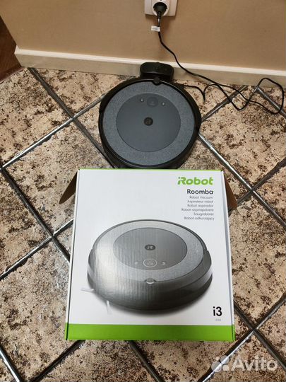 Робот пылесос irobot roomba i3