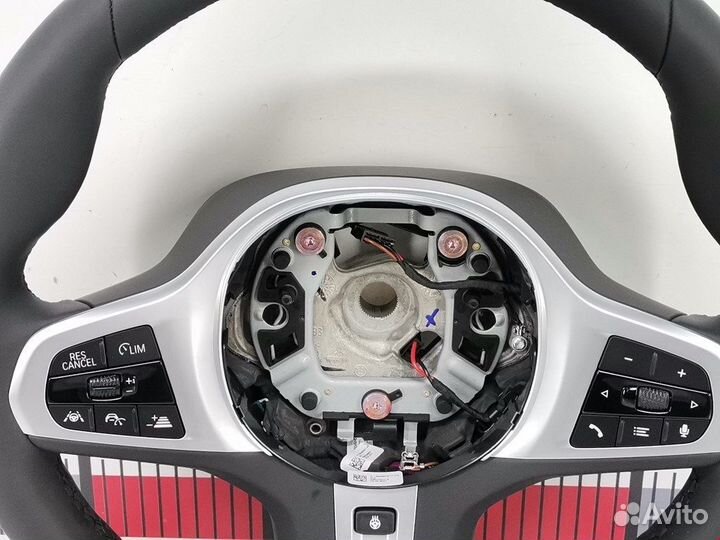 Руль для BMW 5-Series (G30/G31/G38) 32308008185