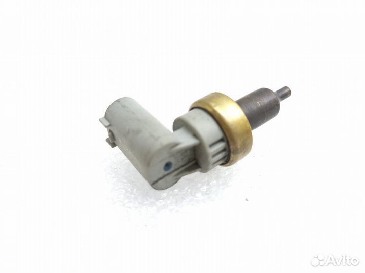 Датчик температуры охлаждающей жидкости