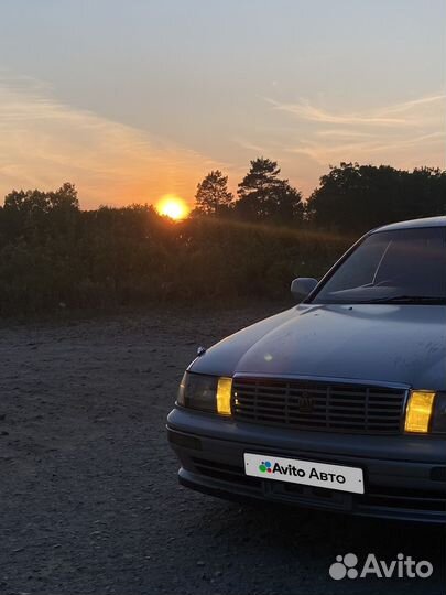 Toyota Crown 2.5 AT, 1992, 240 000 км