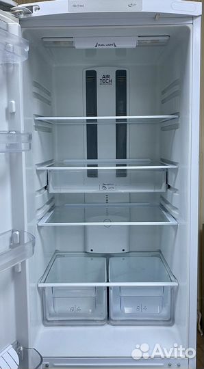 Холодильник Hotpoint Ariston 200см