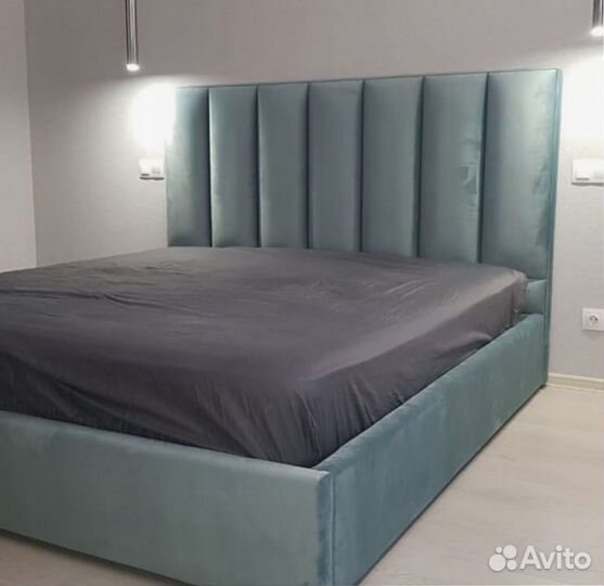 Кровать двуспальная