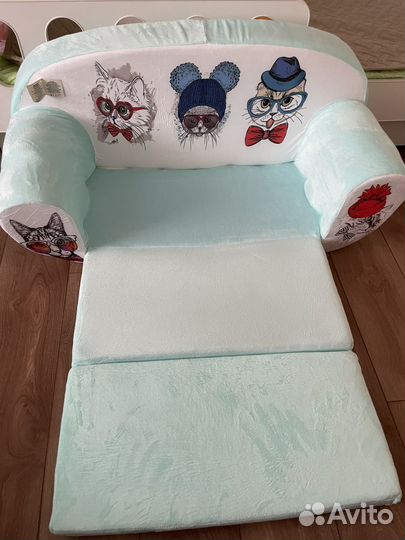 Диванчик детский игровой