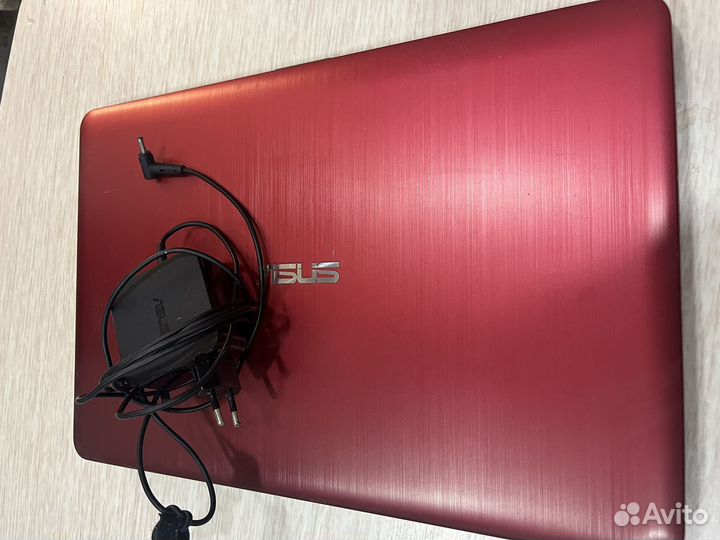 Ноутбук Asus x540s