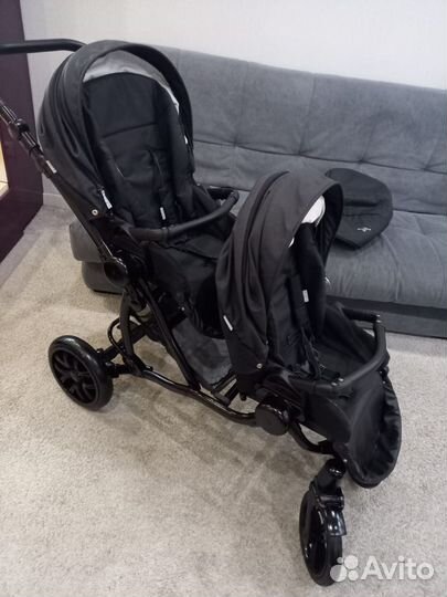Детская коляска для двойняшек