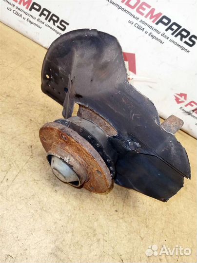 Поворотный кулак передний правый BMW 3-серия E46