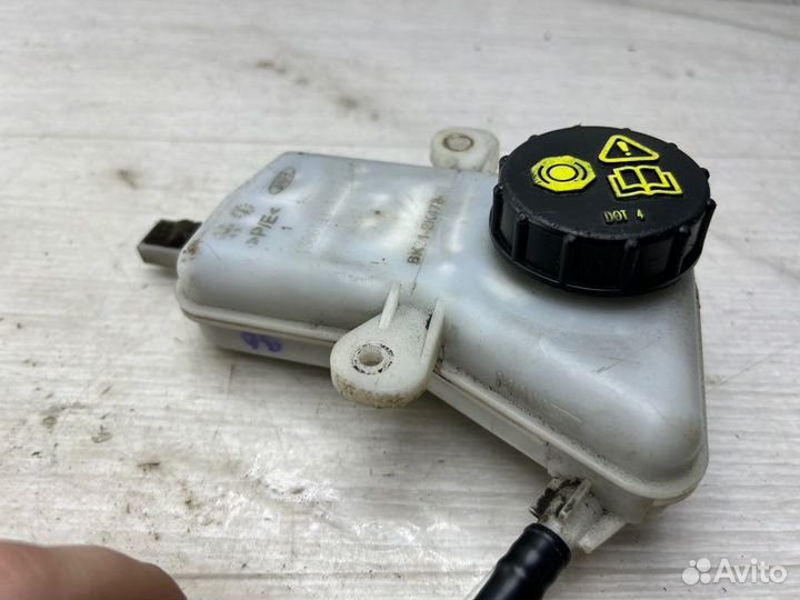 Бачок для тормозной жидкости Ford Transit Custom