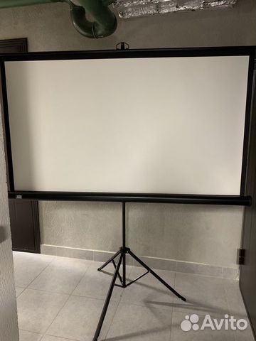 Экран для проектора Classic Solution