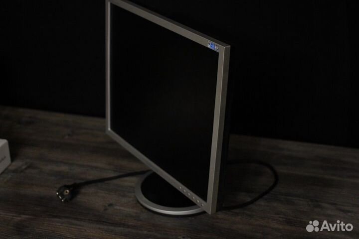 Монитор для компьютера samsung syncmaster 940B