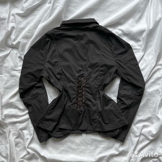 Куртка на доставку