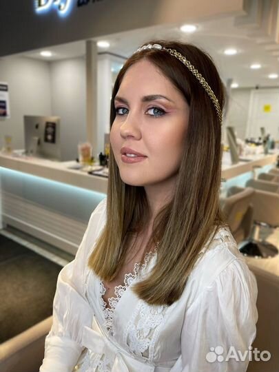 Макияж и прическа