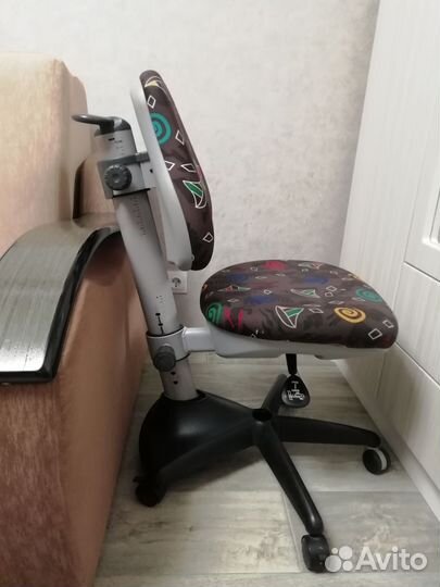 Ортопедическое кресло для школьника