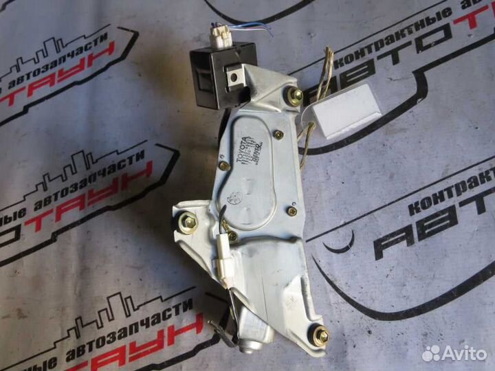 Моторчик заднего дворника toyota raum EXZ10 EXZ15