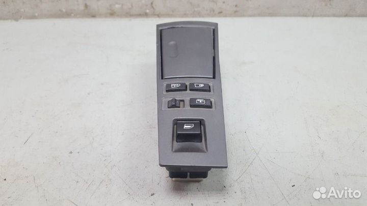 Блок управления стеклоподъемниками задний левый