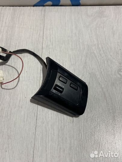 Кнопки мультируля mazda CX-7 2.3 ат