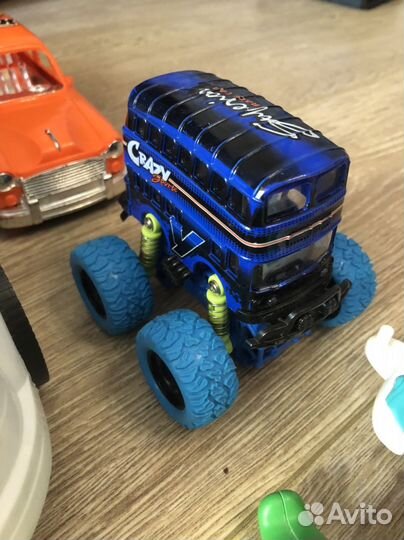 Пакет игрушек (машинки, пожарная, трактор)