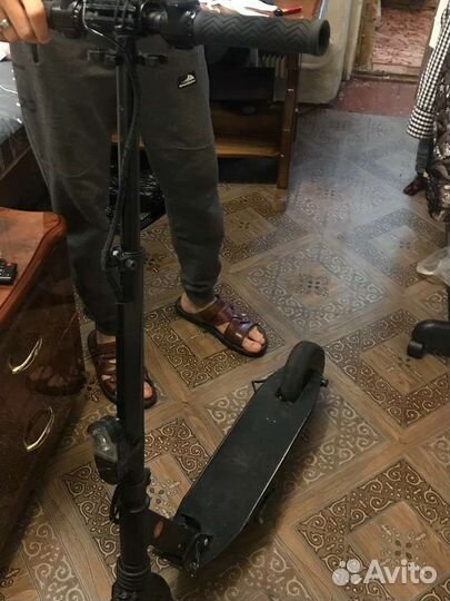 Самокат взрослый электрический бу