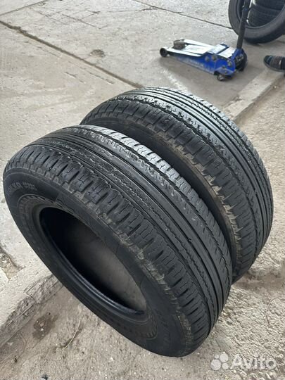 Nokian Tyres WR SUV 4 235/70 R16