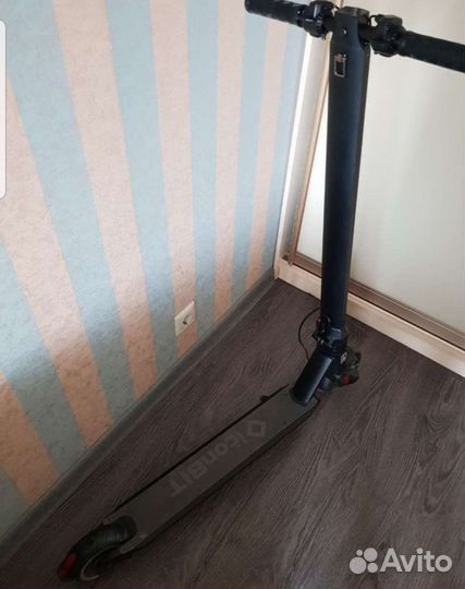 Электросамокат iconBIT Kick Scooter TT