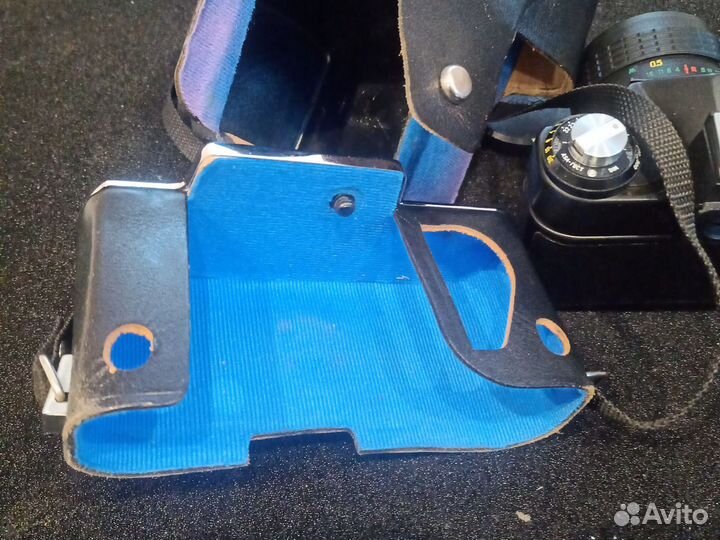 Фотоаппарат СССР Зенит 11 + Гелиос 44м-5