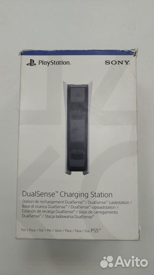 Зарядная станция DualSense на два геймпада для PS5