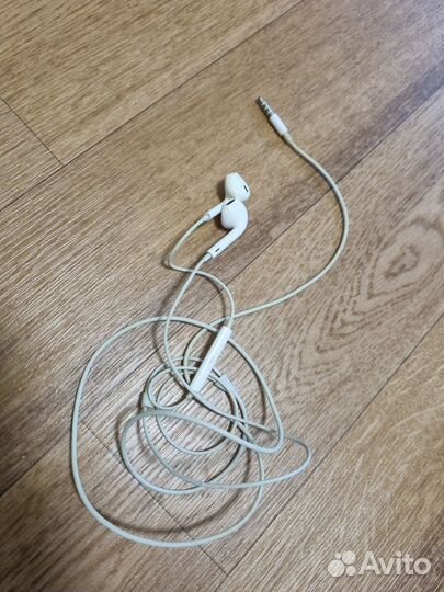 Наушники apple earpods оригинал бу