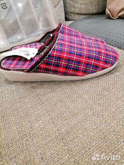 Тапки 37 разм. новые с биркой