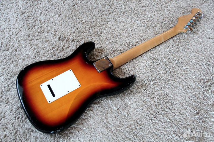 Эл.гитара Vintage (Strat)
