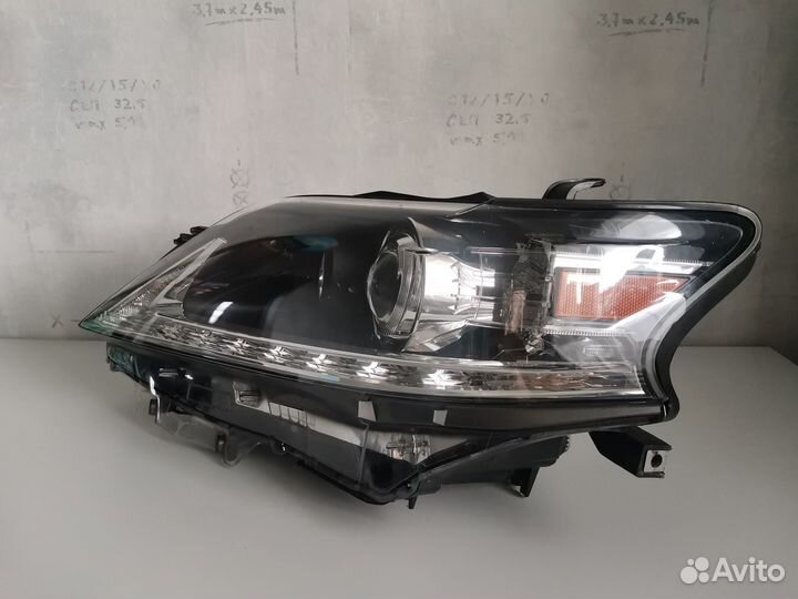 Фара передняя левая на Lexus RX 270/350/450