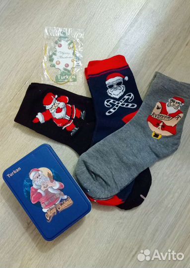 Новогодние носки, мужские,женские, в метал коробке
