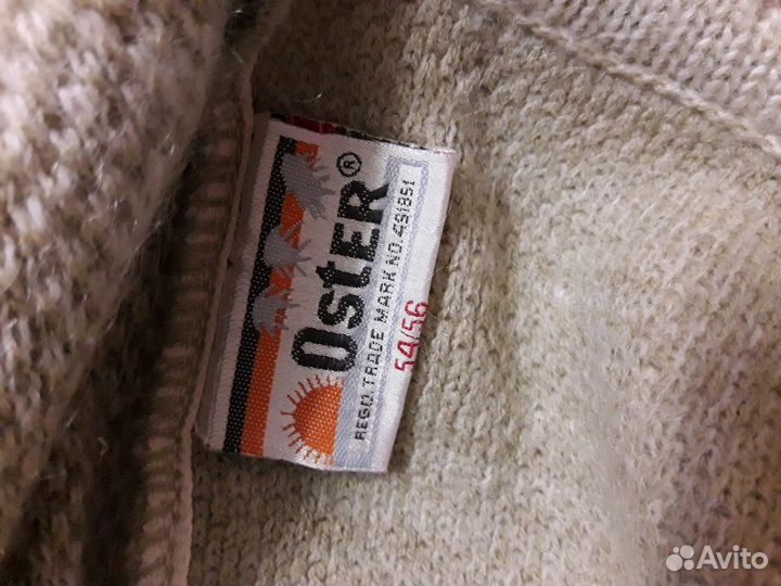 Свитера и пиджак