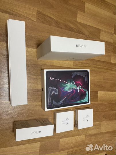 Коробки от техники Apple айпад, айфон