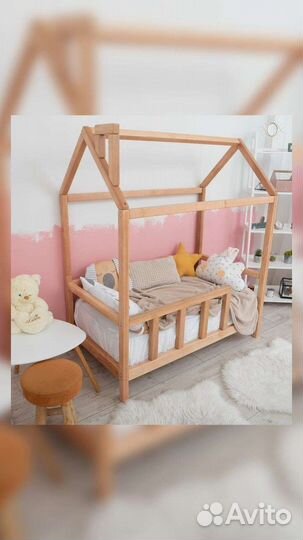 Детская кровать домик
