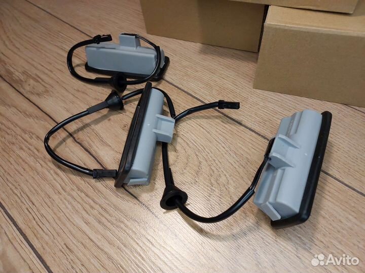 Кнопка открывания багажника Ford Focus Land Rover