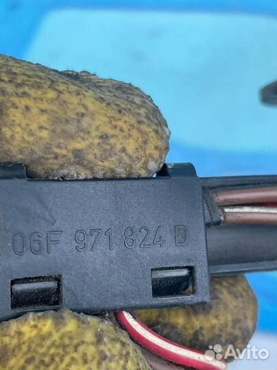 Жгут проводов для форсунок 06F971082B