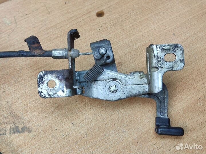 Тросик лючка бензобака, Mazda 626 GD