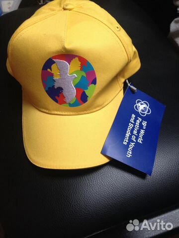 Кепка молодежного фестиваля