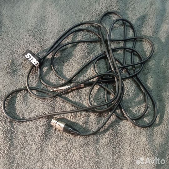 AKG P3S микрофон + шнур quik LOK MX779-5 5 метров