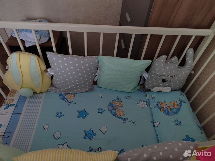 Бортики в детскую кроватку