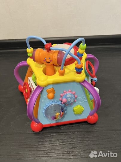 Музыкальные развивающие игрушки разные много